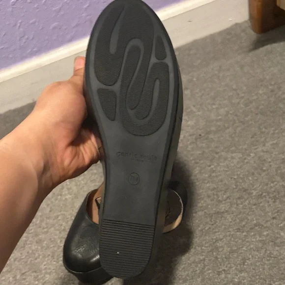 Gentle Souls Black Leather Wedges - Picture 3 of 3